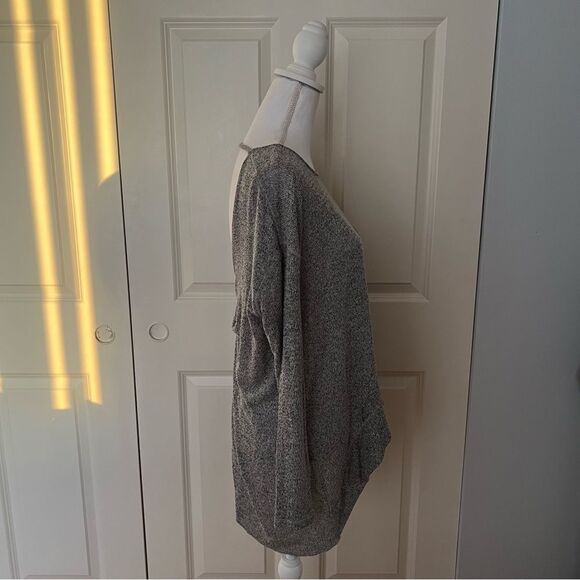 Express Sweater - Picture 2 of 9